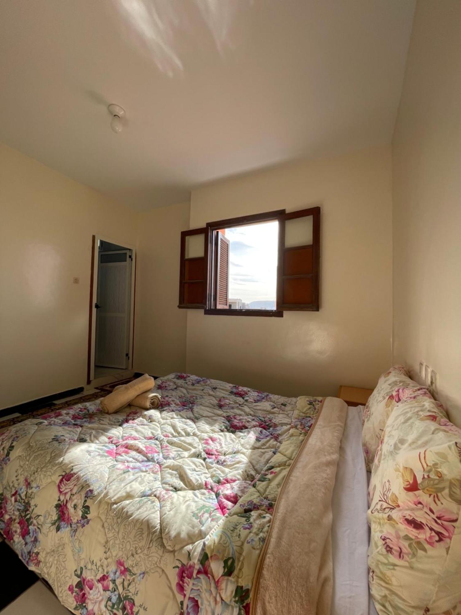 Berber Waves Surf House Hostel Tamraght Екстериор снимка