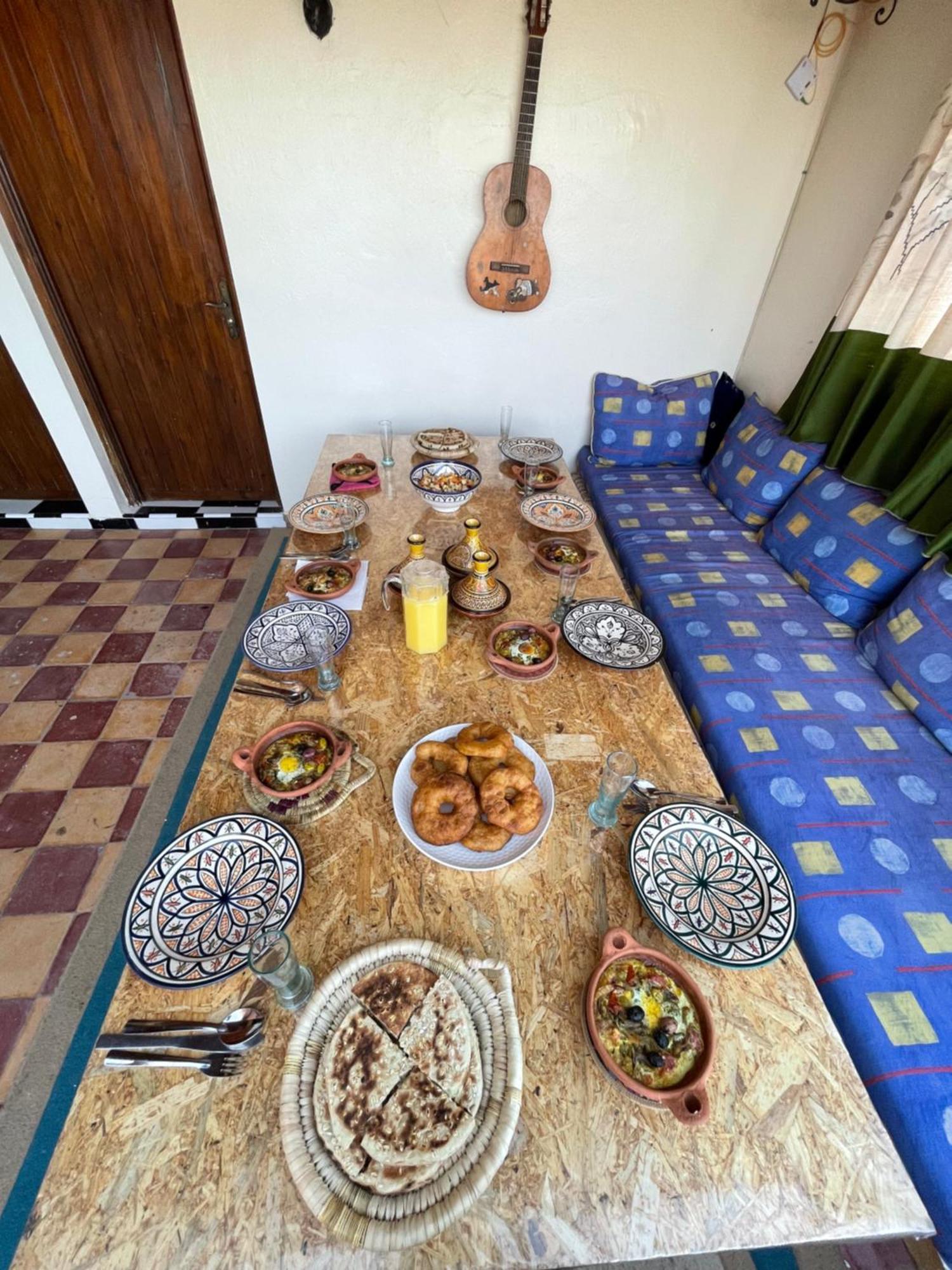 Berber Waves Surf House Hostel Tamraght Екстериор снимка