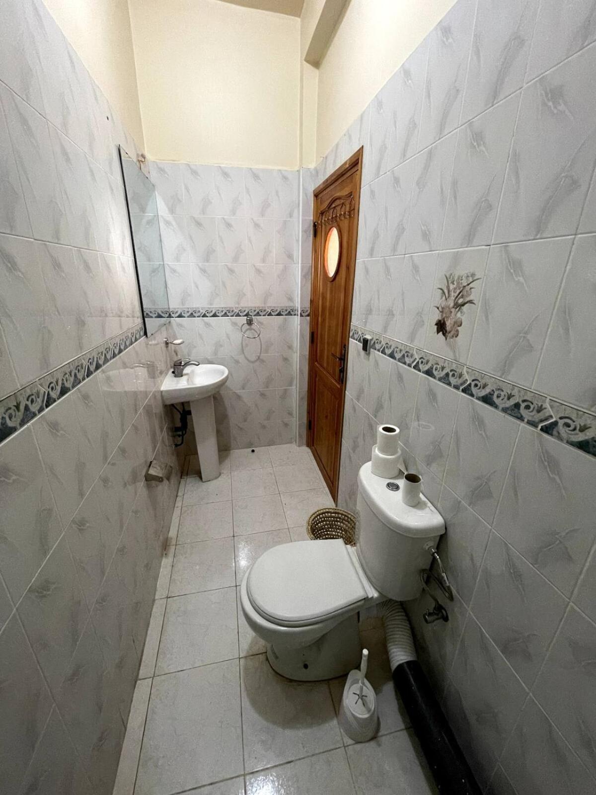 Berber Waves Surf House Hostel Tamraght Екстериор снимка