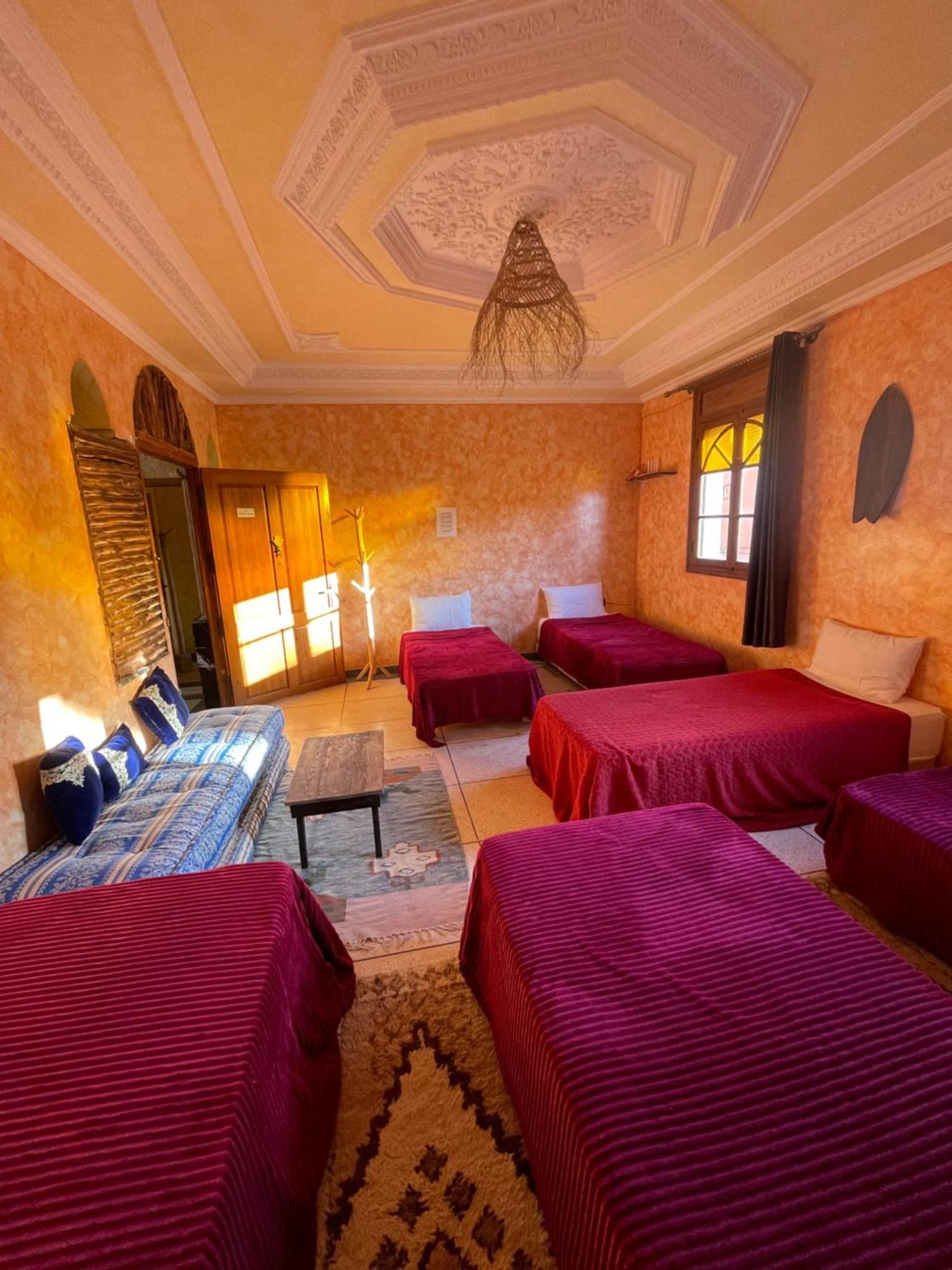Berber Waves Surf House Hostel Tamraght Екстериор снимка
