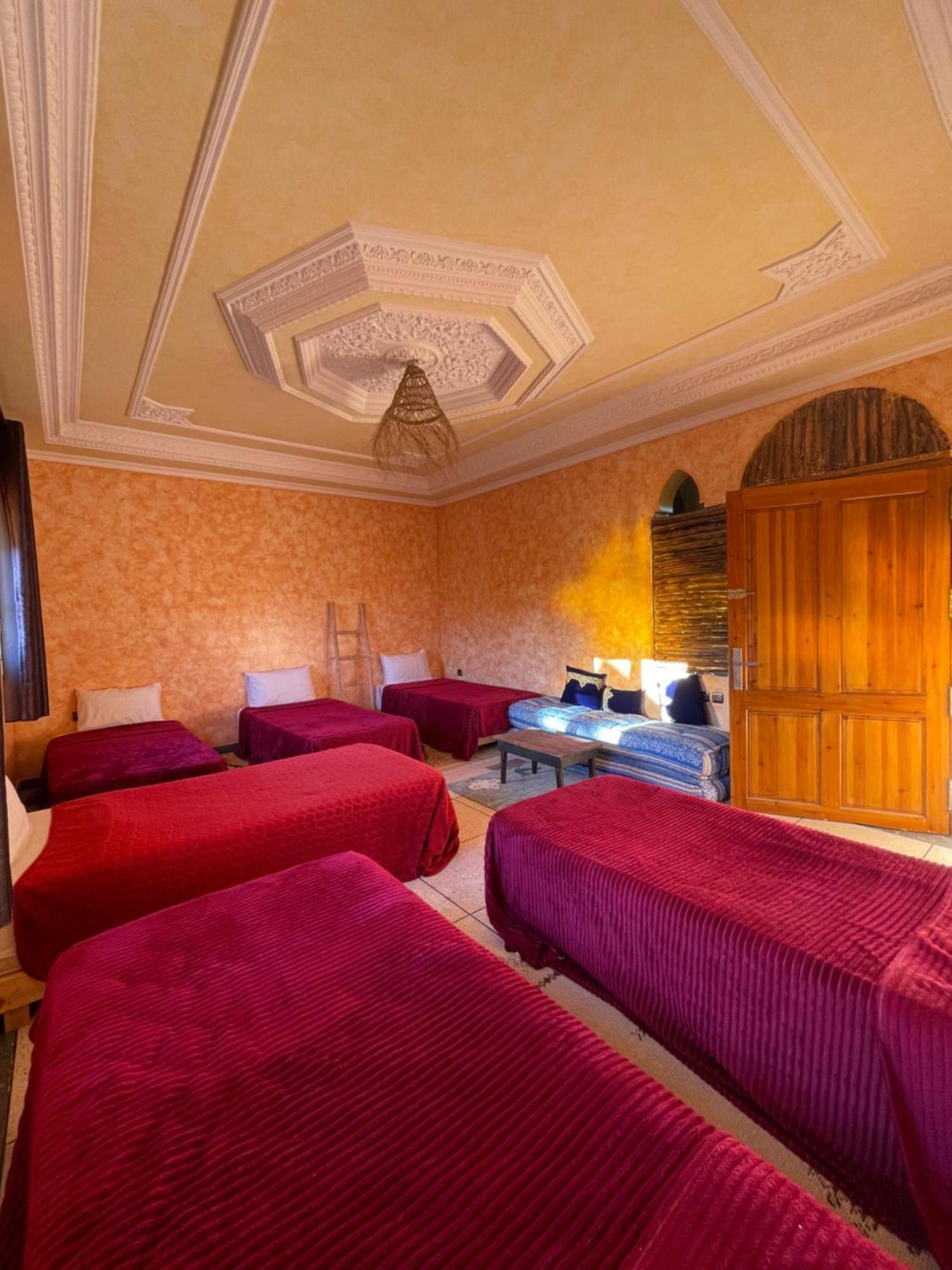 Berber Waves Surf House Hostel Tamraght Екстериор снимка