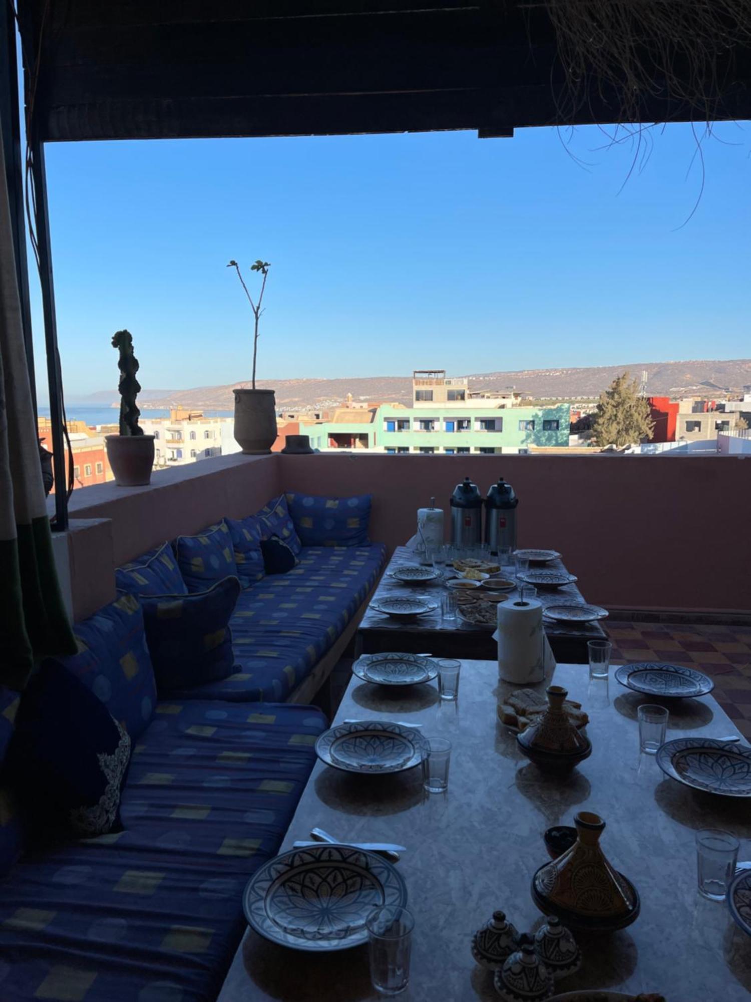 Berber Waves Surf House Hostel Tamraght Екстериор снимка