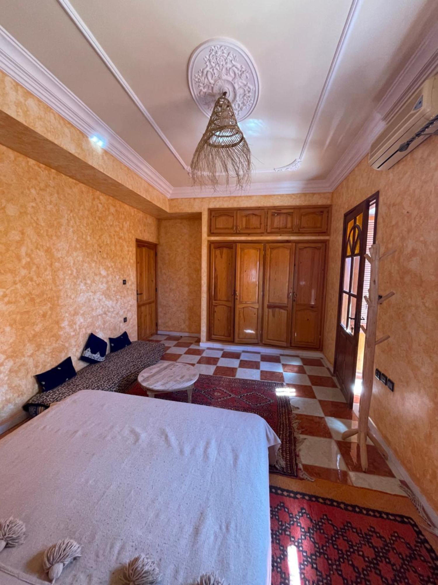 Berber Waves Surf House Hostel Tamraght Екстериор снимка