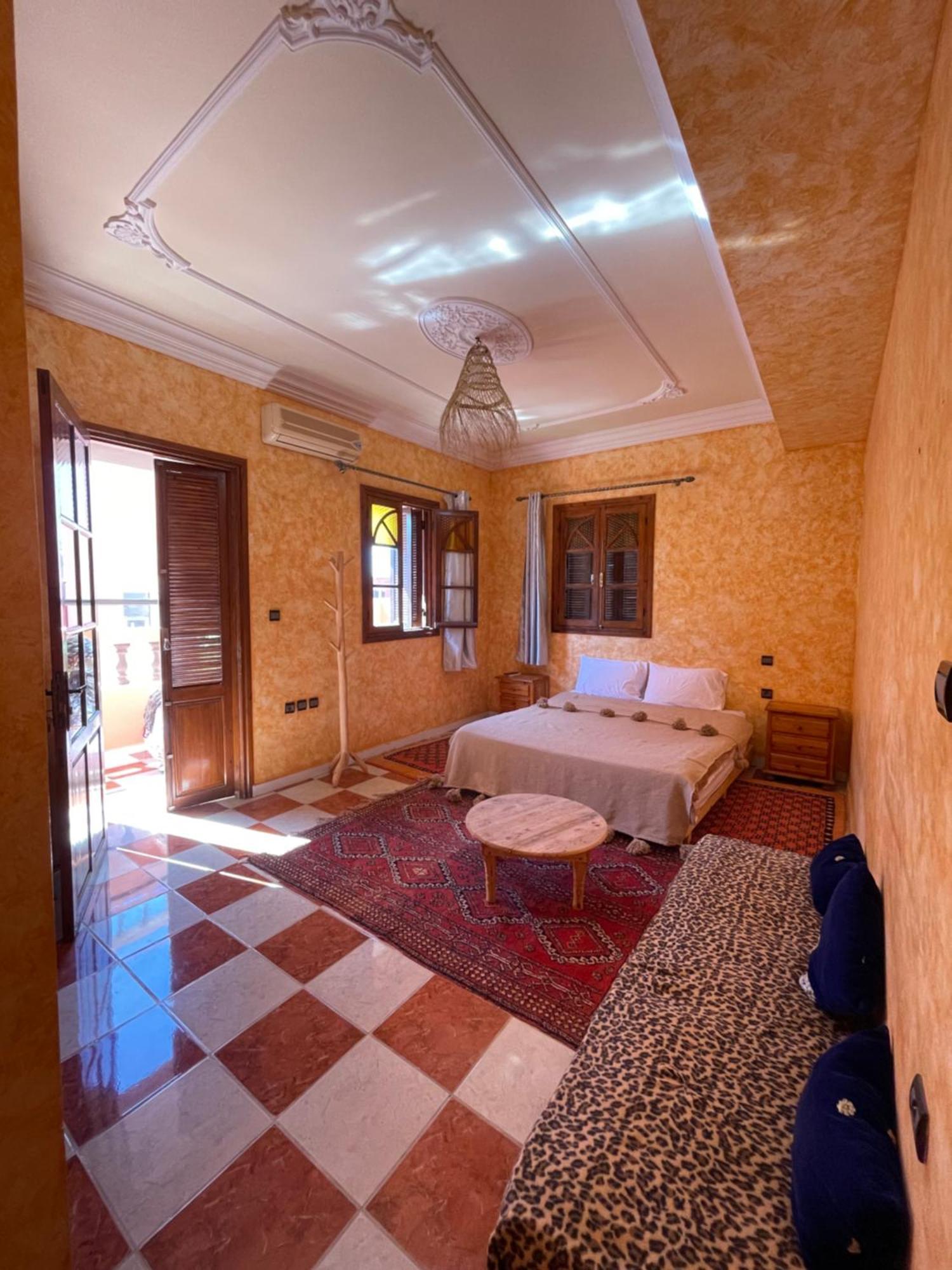 Berber Waves Surf House Hostel Tamraght Екстериор снимка