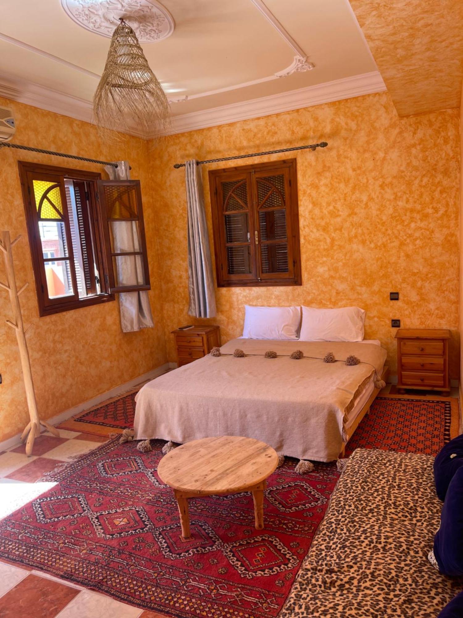 Berber Waves Surf House Hostel Tamraght Екстериор снимка