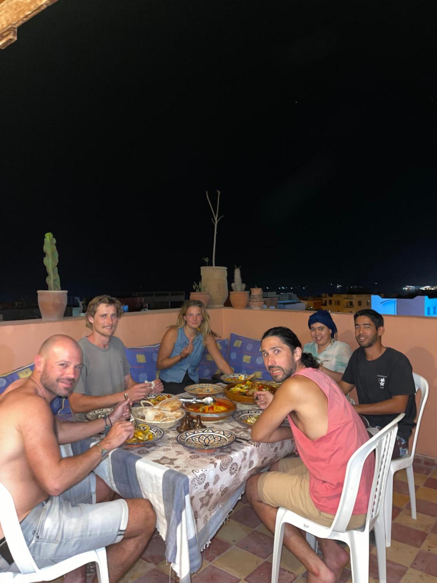 Berber Waves Surf House Hostel Tamraght Екстериор снимка